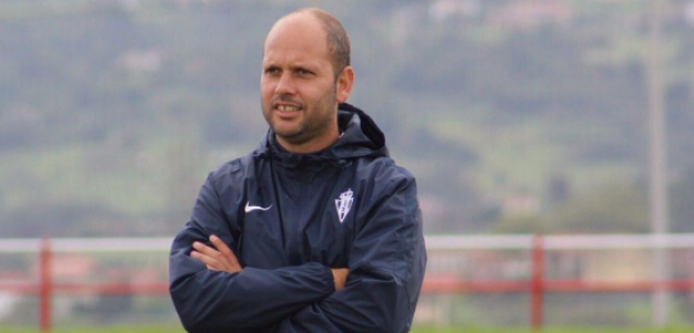 El entrenador del Sporting critica a la Federación