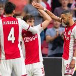 Jugadores del Ajax celebrando un gol. / mediotiempo.com