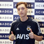 Özil ya ha tomado una decisión con respecto a su futuro / Futbolred.com