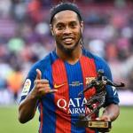 Ronaldinho señala al futuro nueve del Barça / Mediotiempo.com