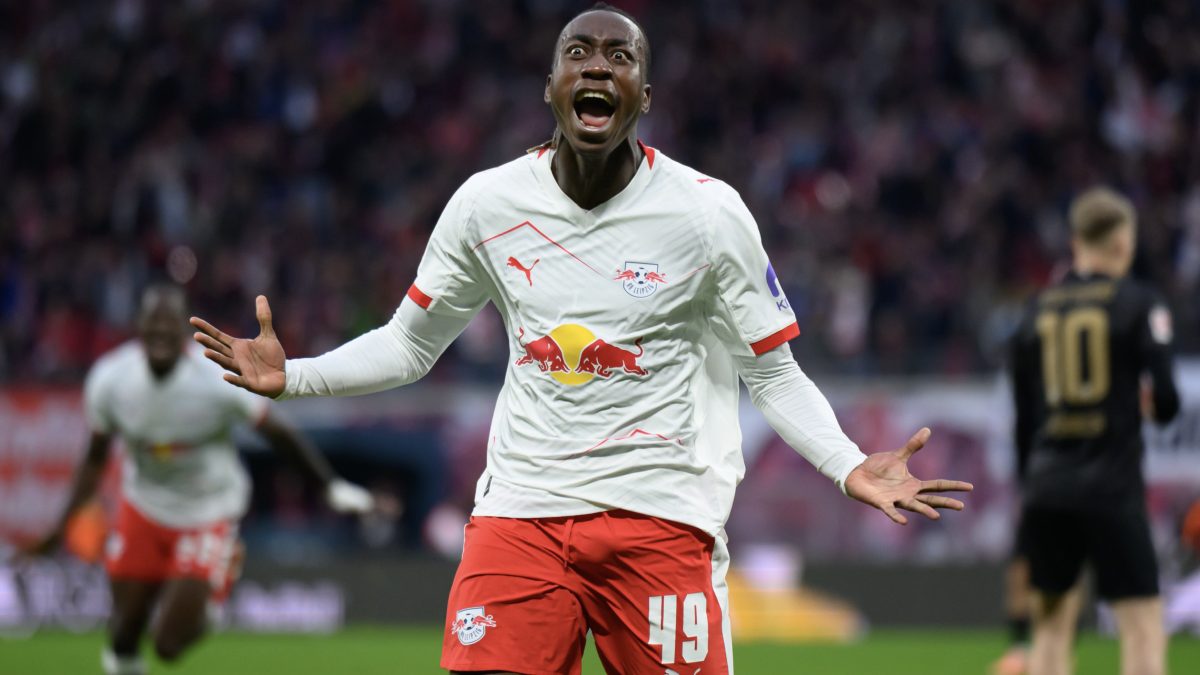 Yan Diomande celebrating a goal scored with RB Leipzig