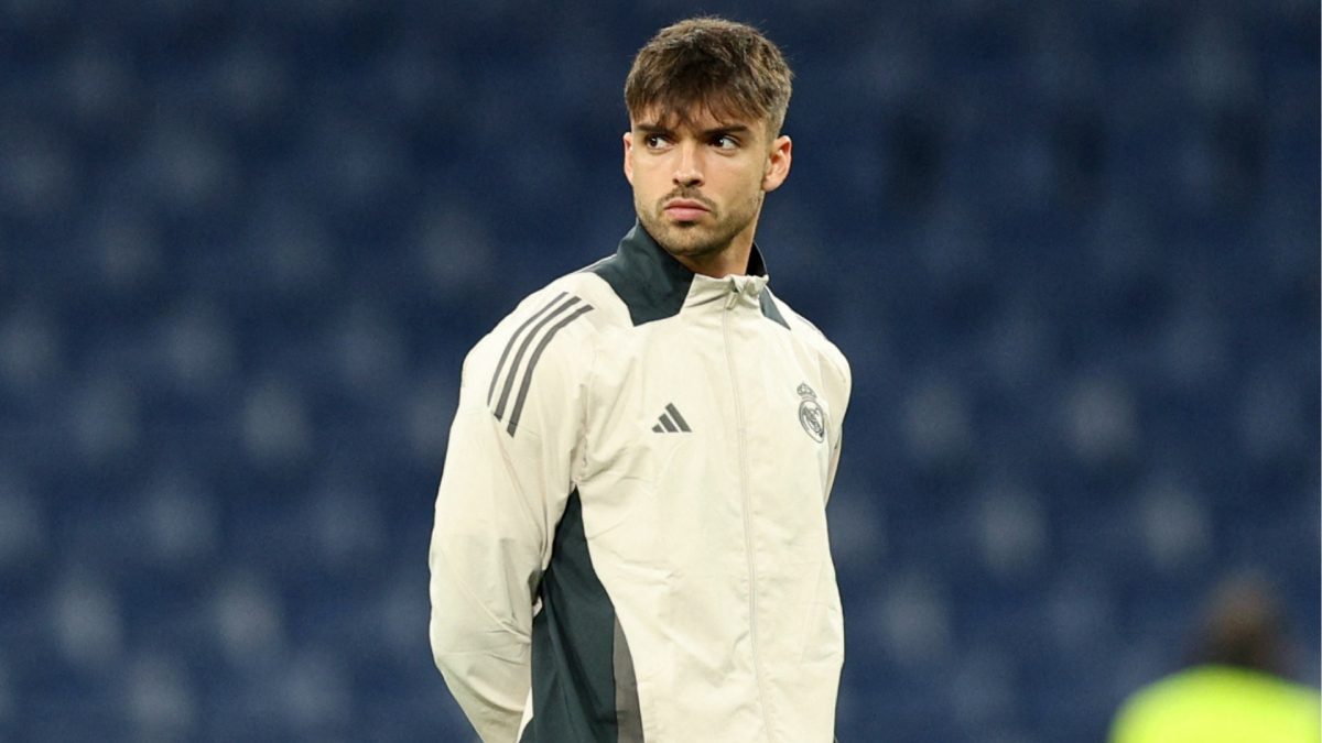 Raúl Asencio before a match with Real Madrid