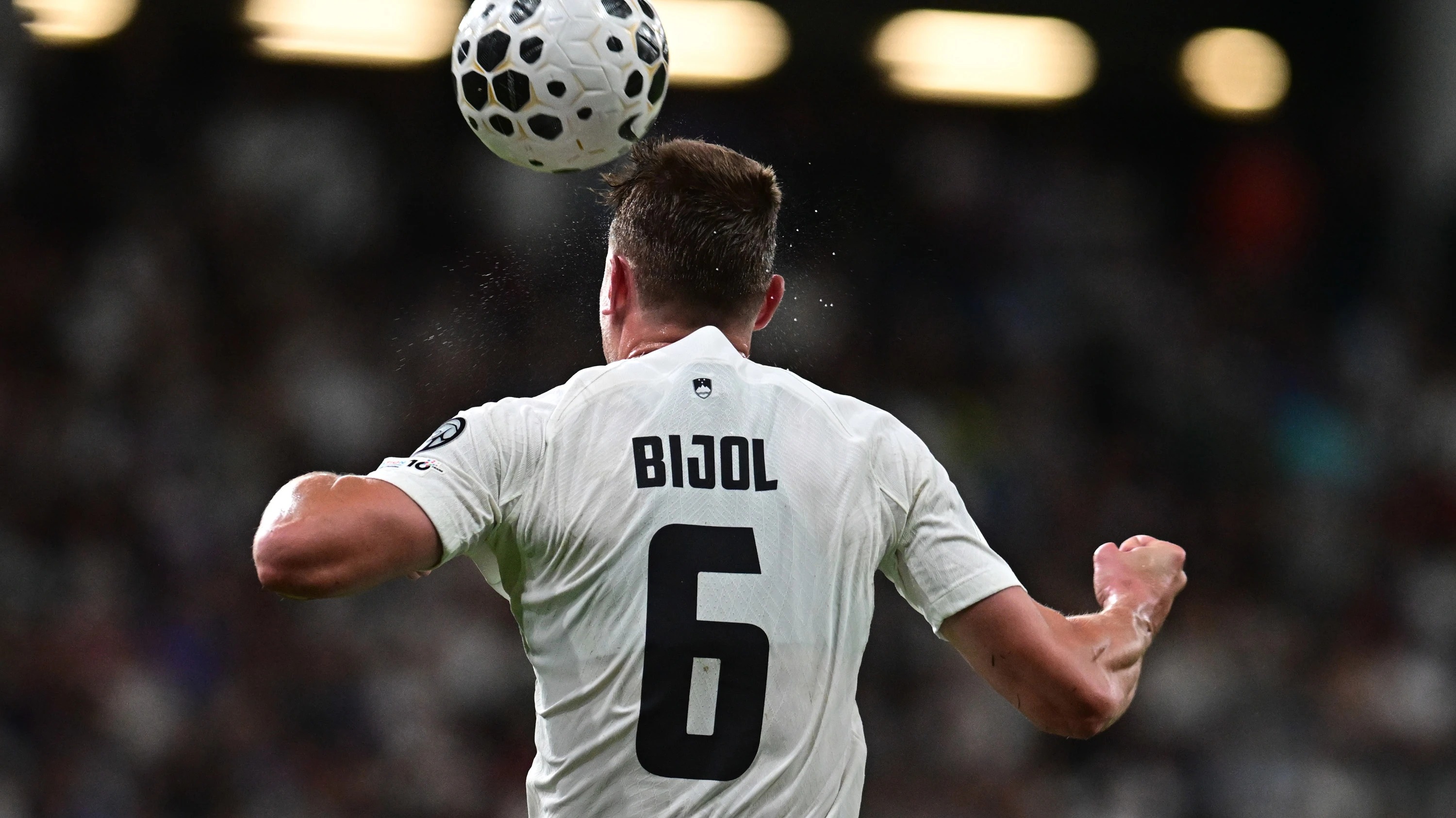 El Liverpool se interesa en el fichaje de Jaka Bijol