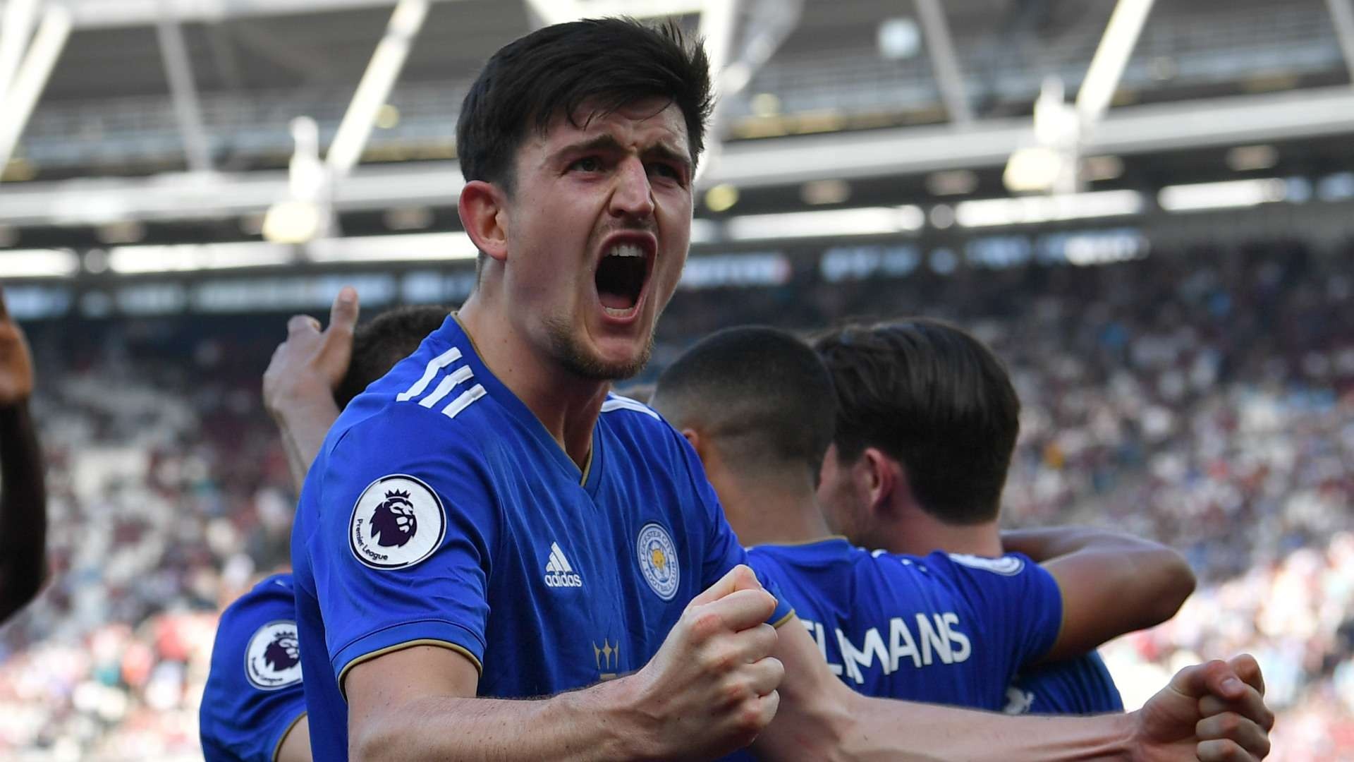 Maguire se queda