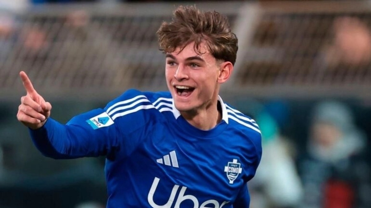 Tottenham wants to sign Nico Paz
