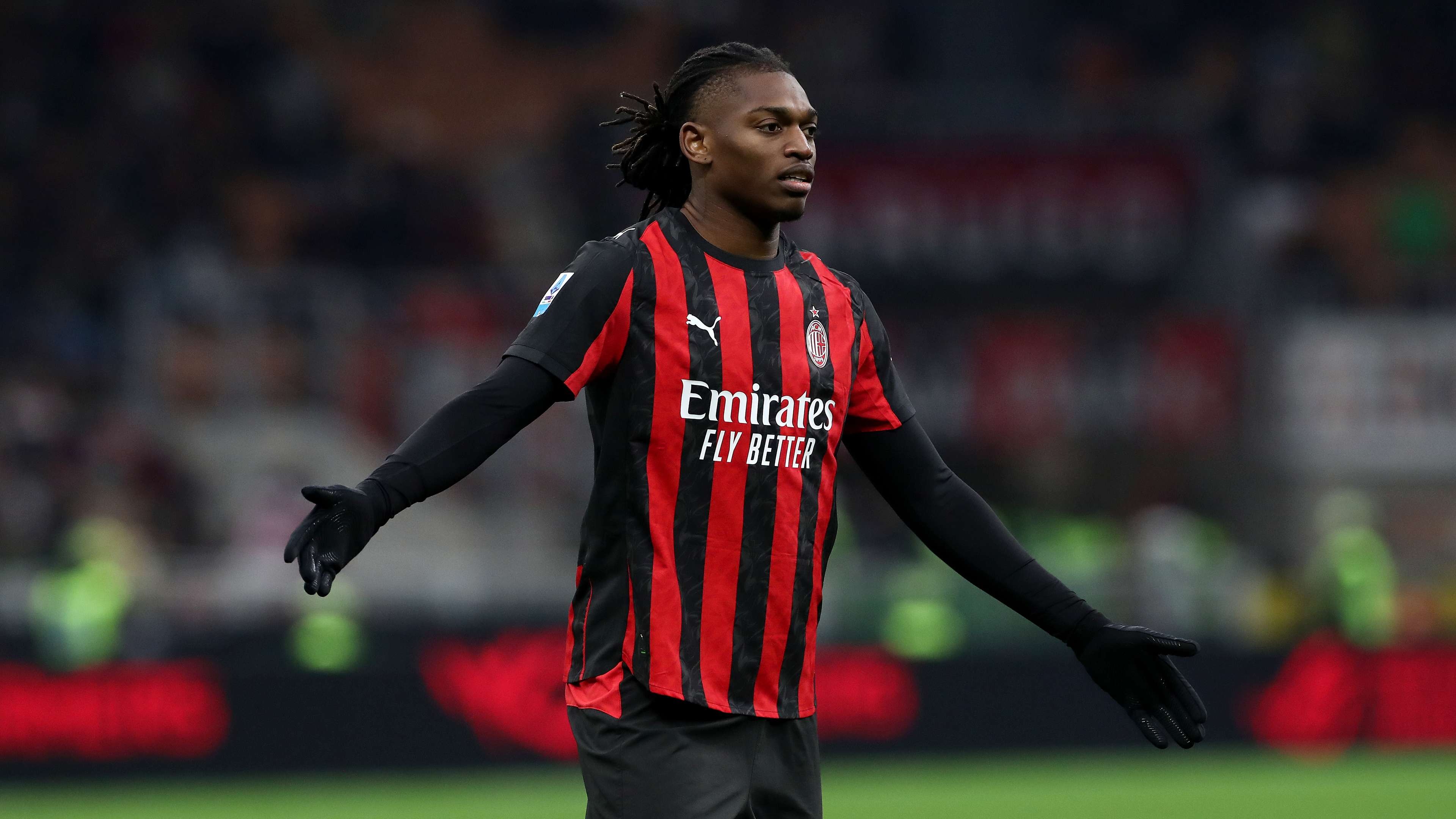 Oferta de 100 millones por Rafael Leao