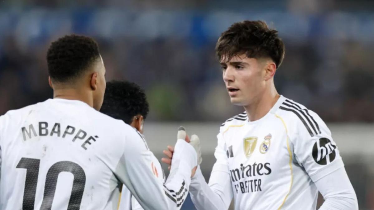 Arsenal, Dortmund y Leverkusen van por el fichaje de Víctor Valdepeñas