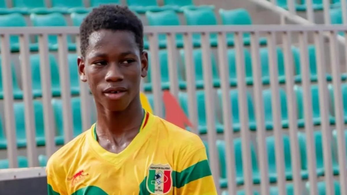 Aboubacar Maiga entre PSG y Barcelona