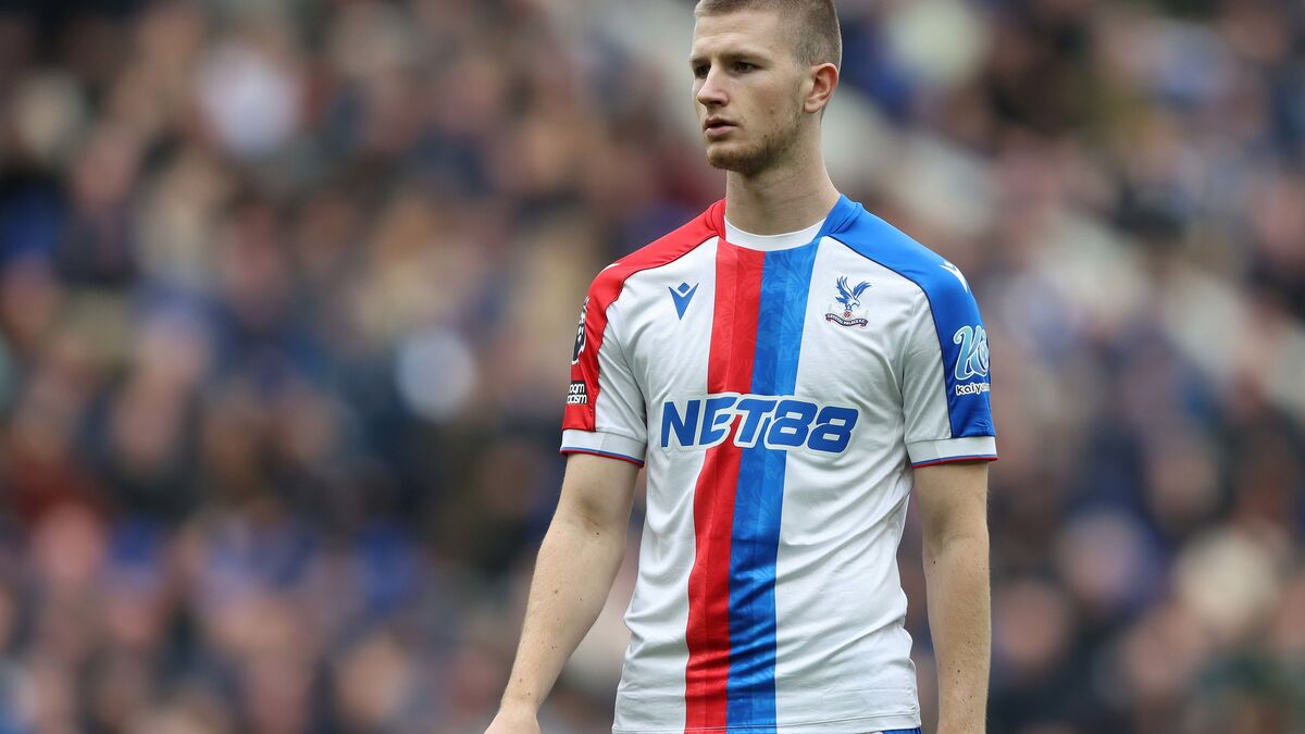 Adam Wharton, centrocampista del Crystal Palace