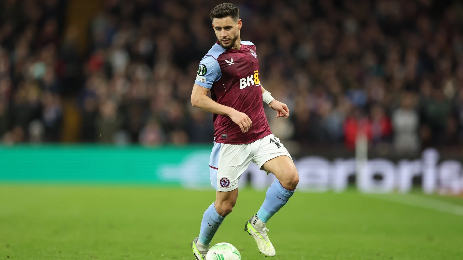 Álex Moreno, advanced signing for Girona