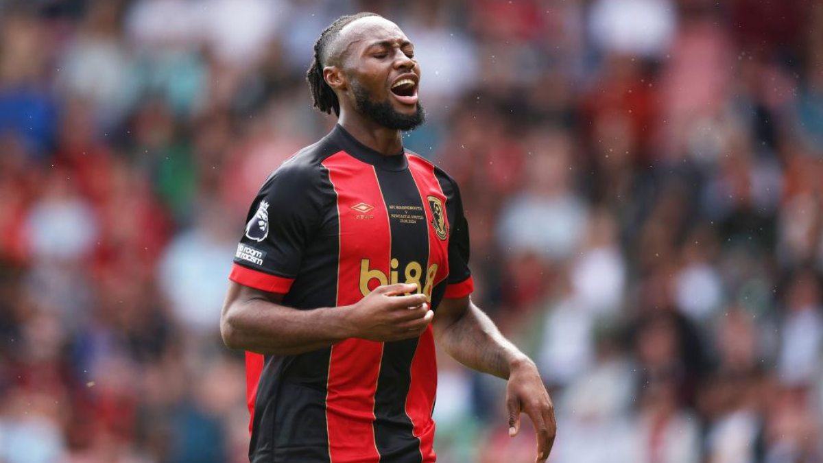 Antoine Semenyo celebra un gol con el Bournemouth