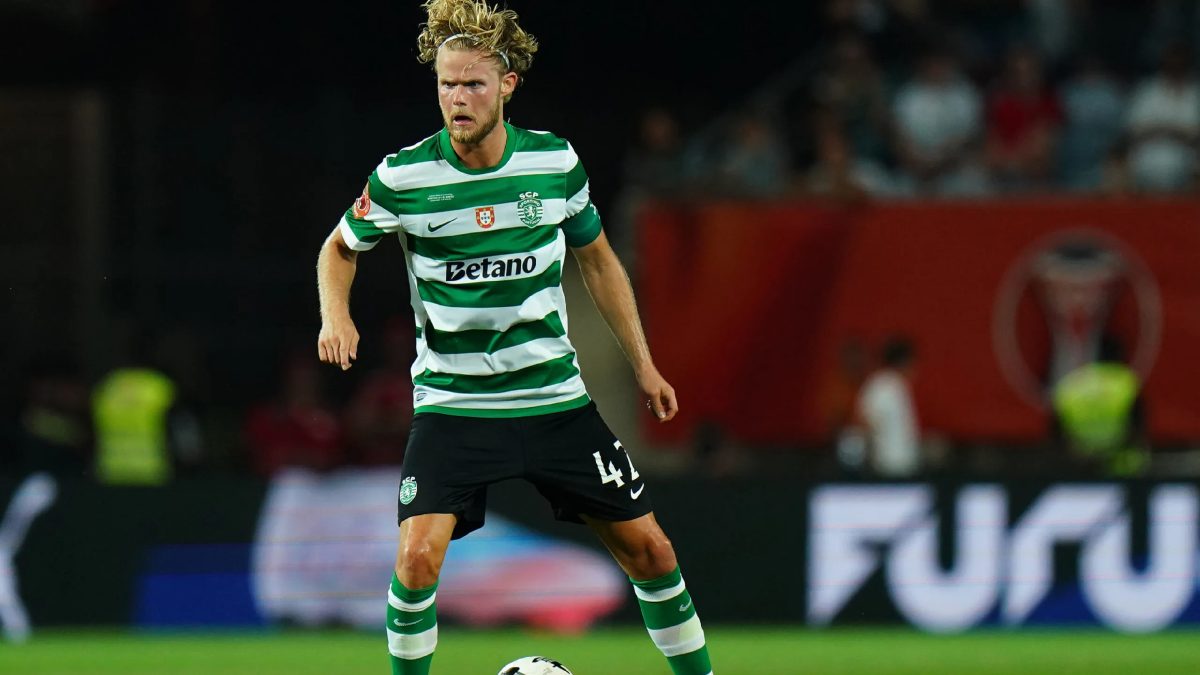 Morten Hjulmand durante un partido con el Sporting de Portugal