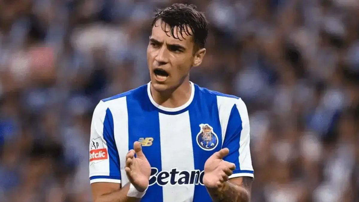 Jakub Kiwior durante un partido con el Oporto