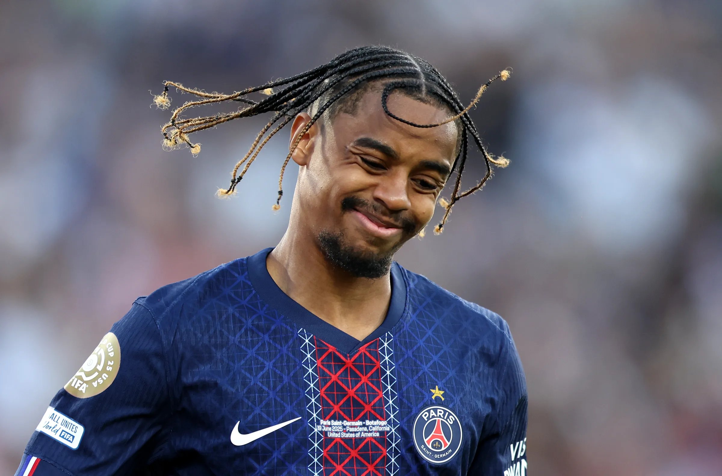 El Liverpool insiste en Bradley Barcola