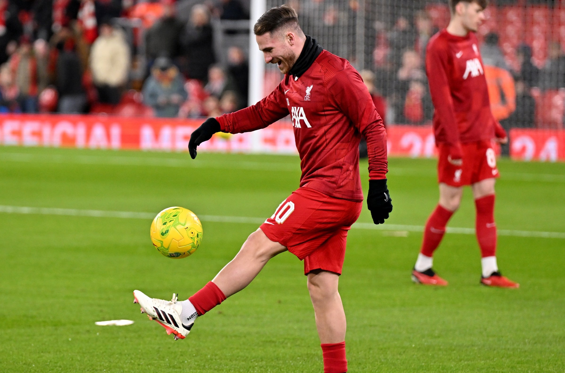 Camavinga por Alexis Mac Allister