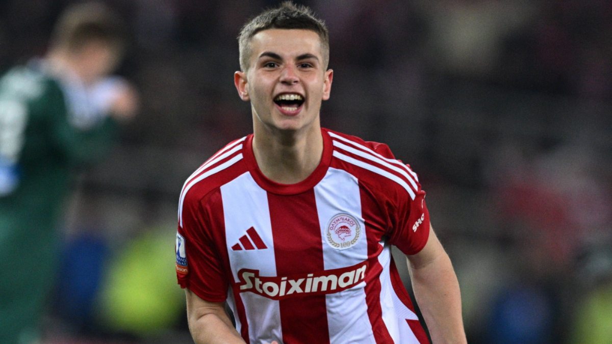 Christos Mouzakitis, young promise of Olympiacos