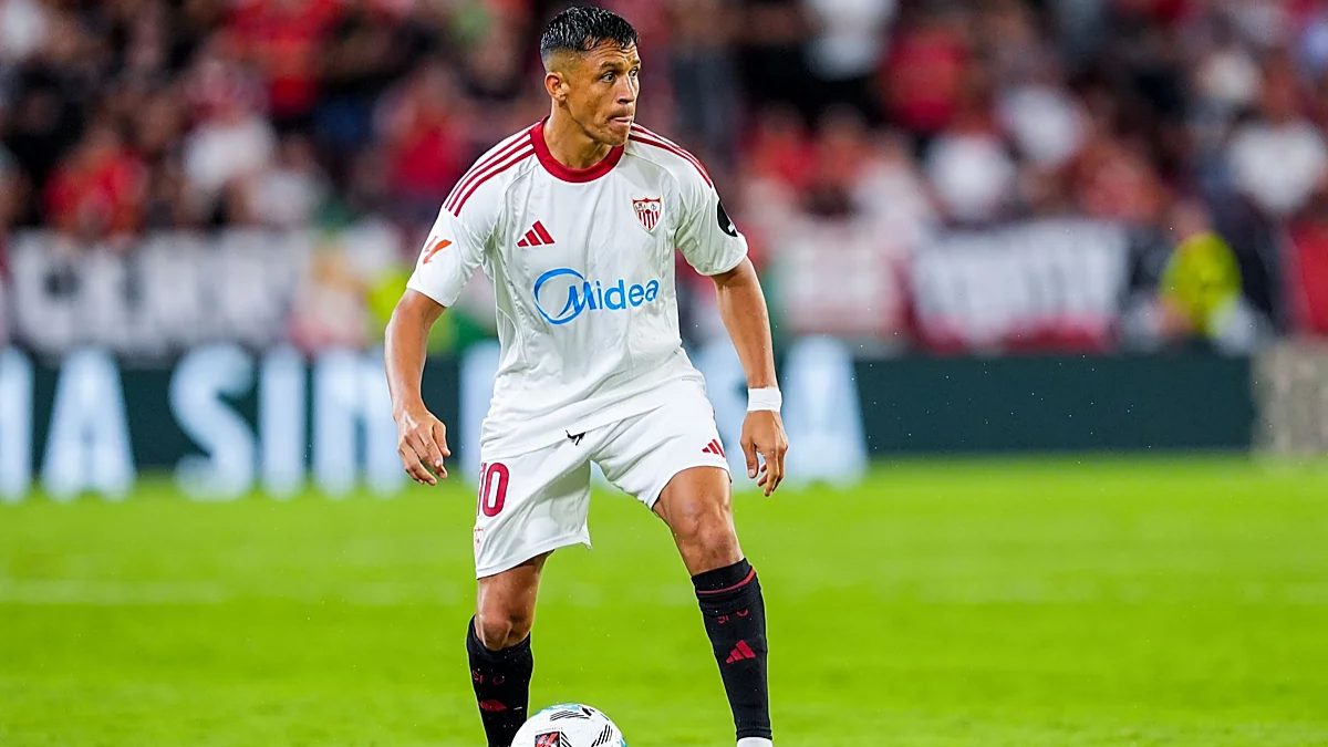 Alexis Sánchez durante un partido con el Sevilla