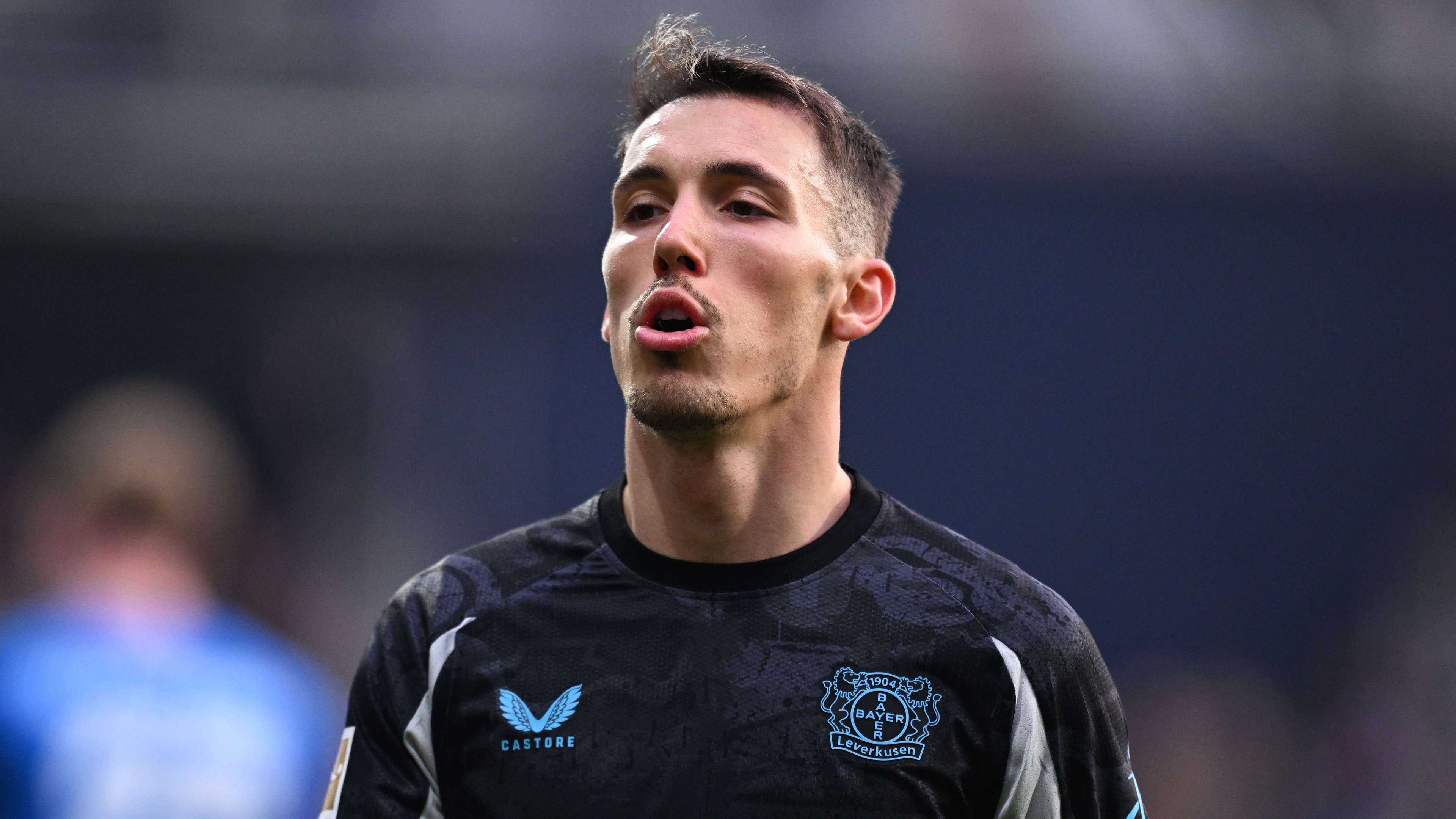 Bayern wants to sign Grimaldo