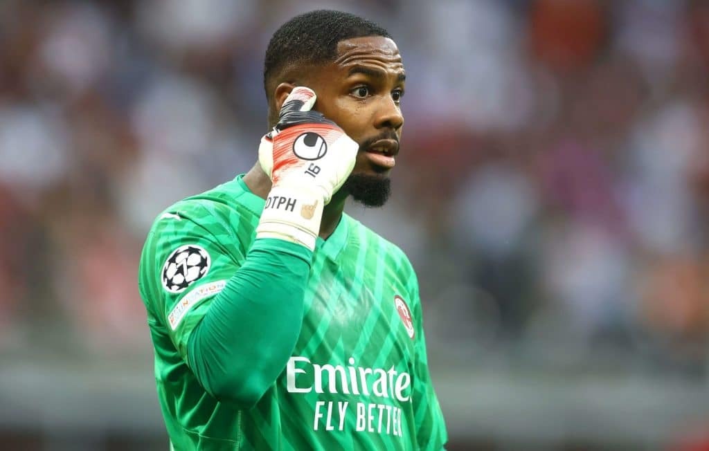 El Bayern quiere fichar a Mike Maignan