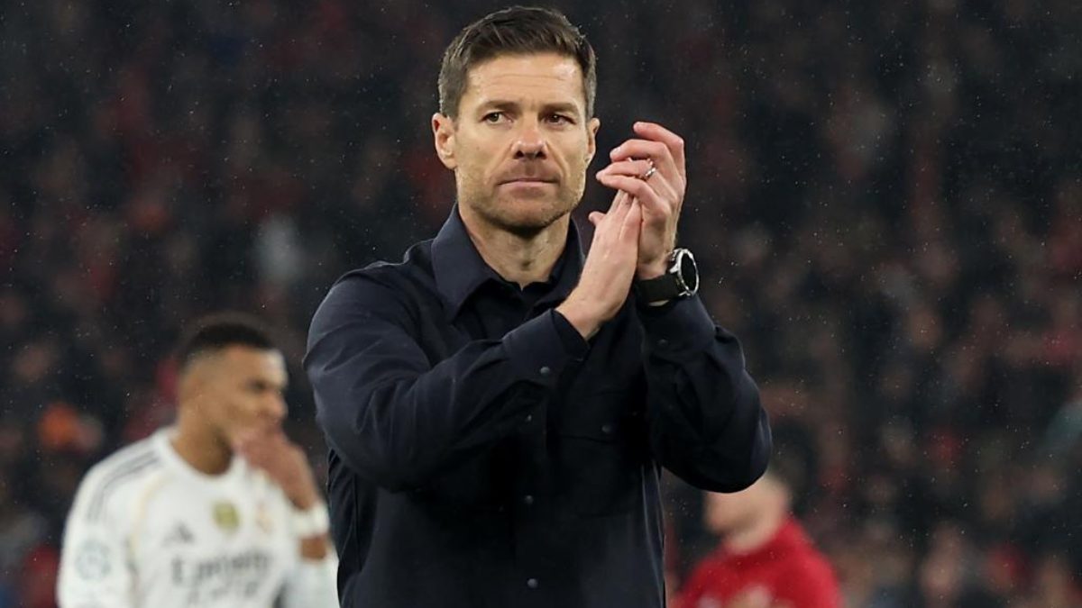 Xabi Alonso tras un partido del Real Madrid