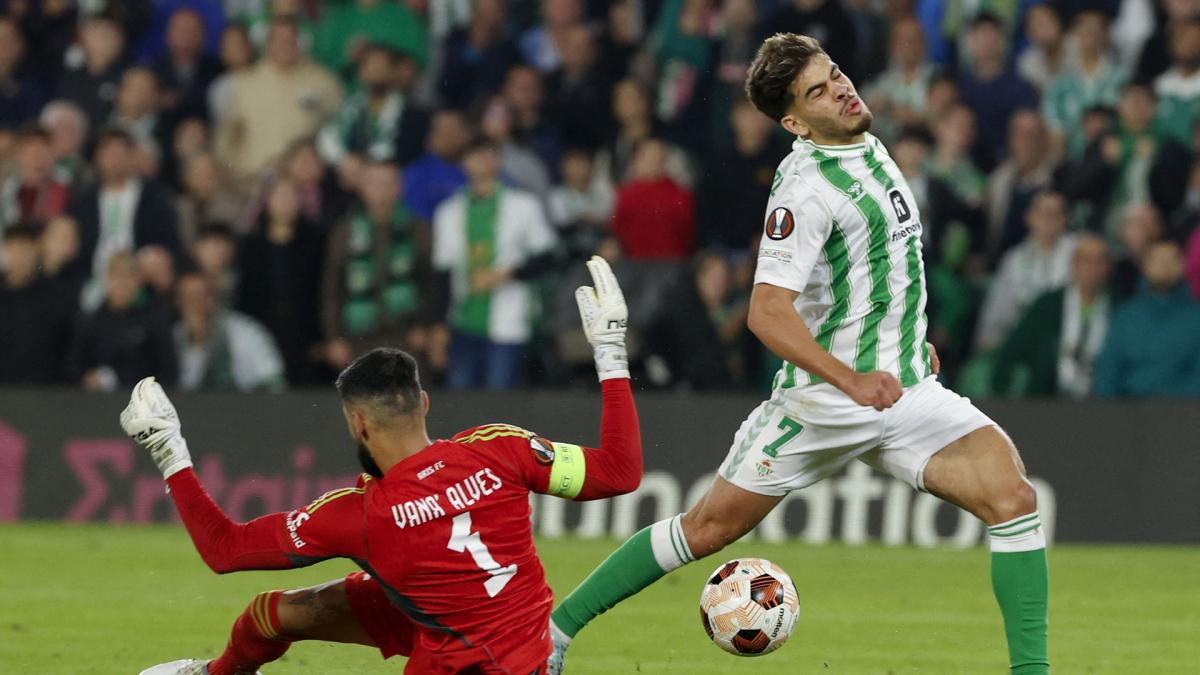 Ez Abde during a match with Real Betis