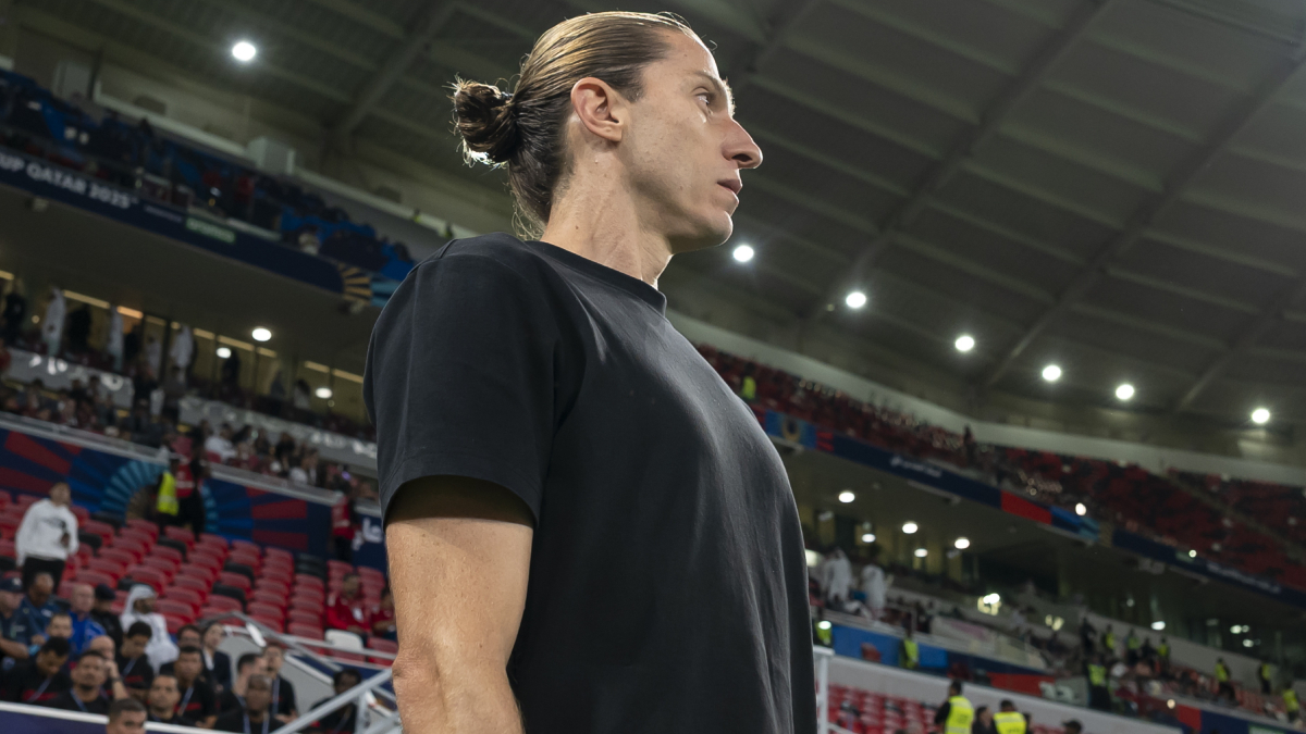 Filipe Luis, entrenador de Flamengo, durante un partido del combinado carioca