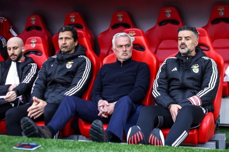 Florentino promete fichajes a Mourinho