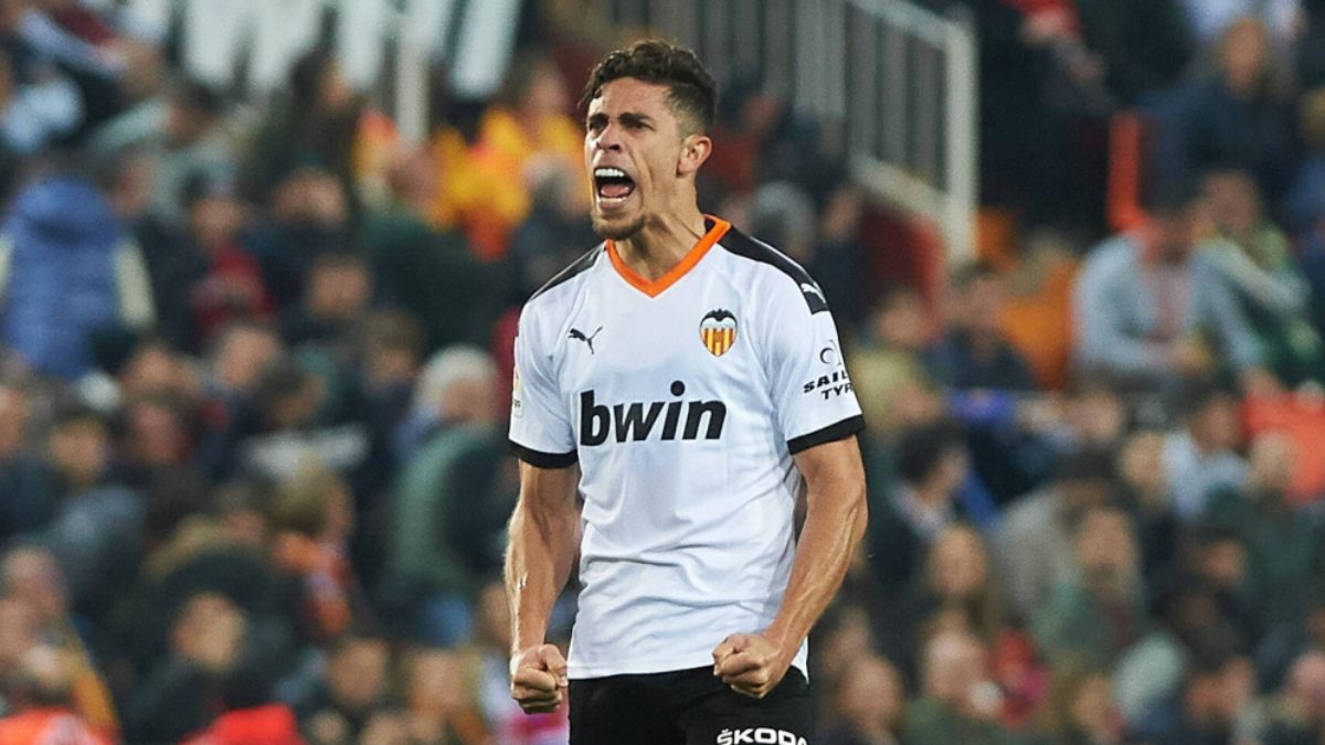 Gabriel Paulista celebra un gol del Valencia