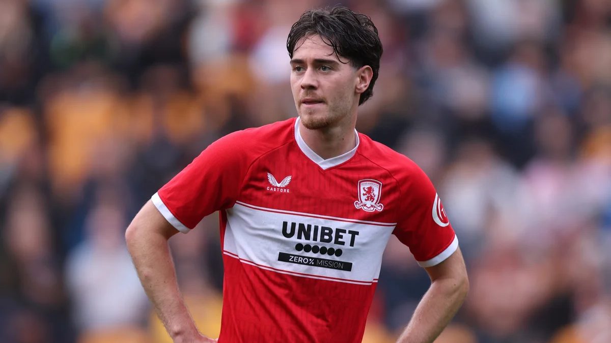 Hayden Hackney durante un partido con el Middlesbrough