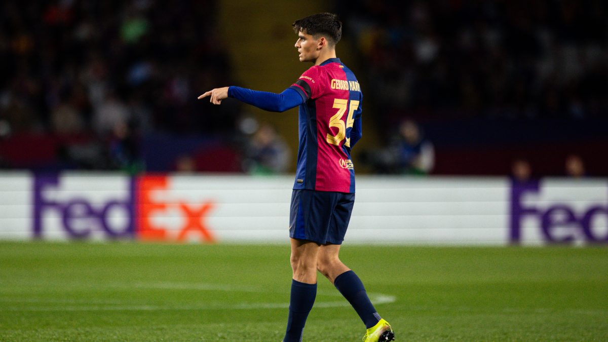 Gerard Martín durante un partido del Barcelona