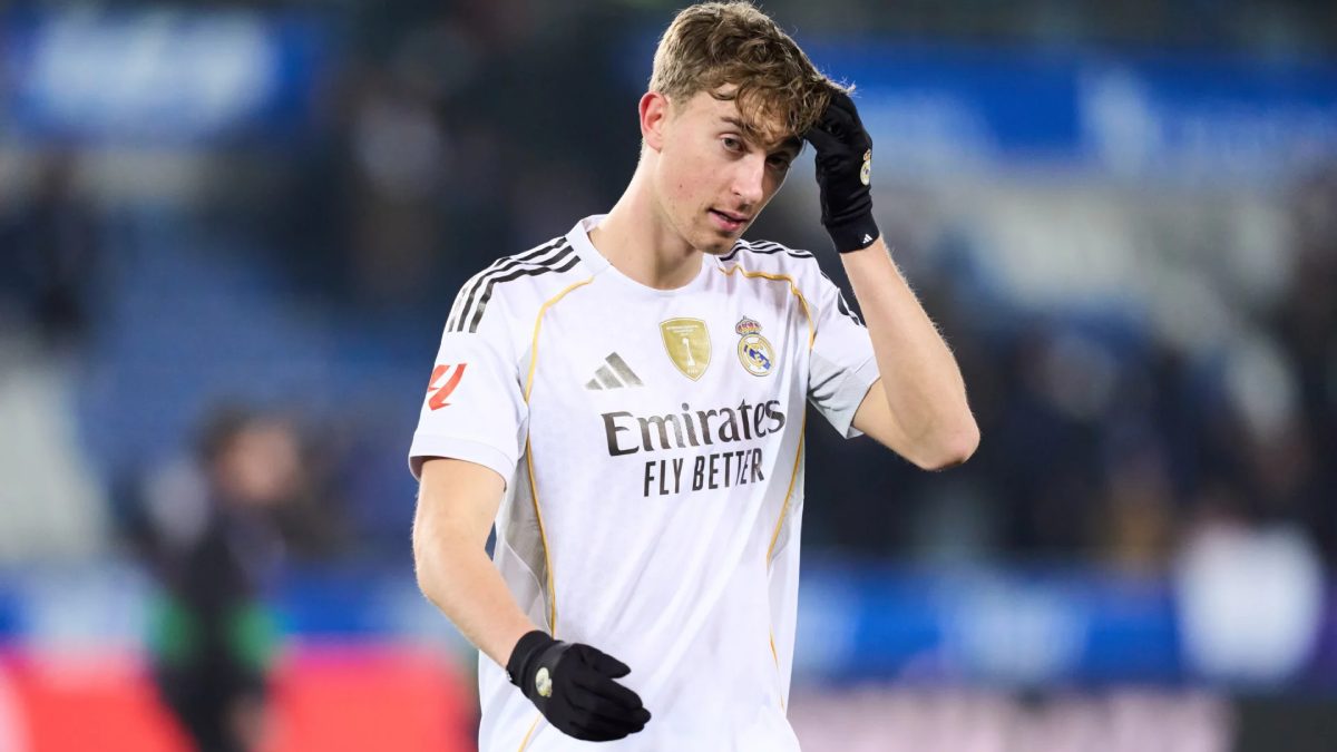 Dean Huijsen during a match with Real Madrid