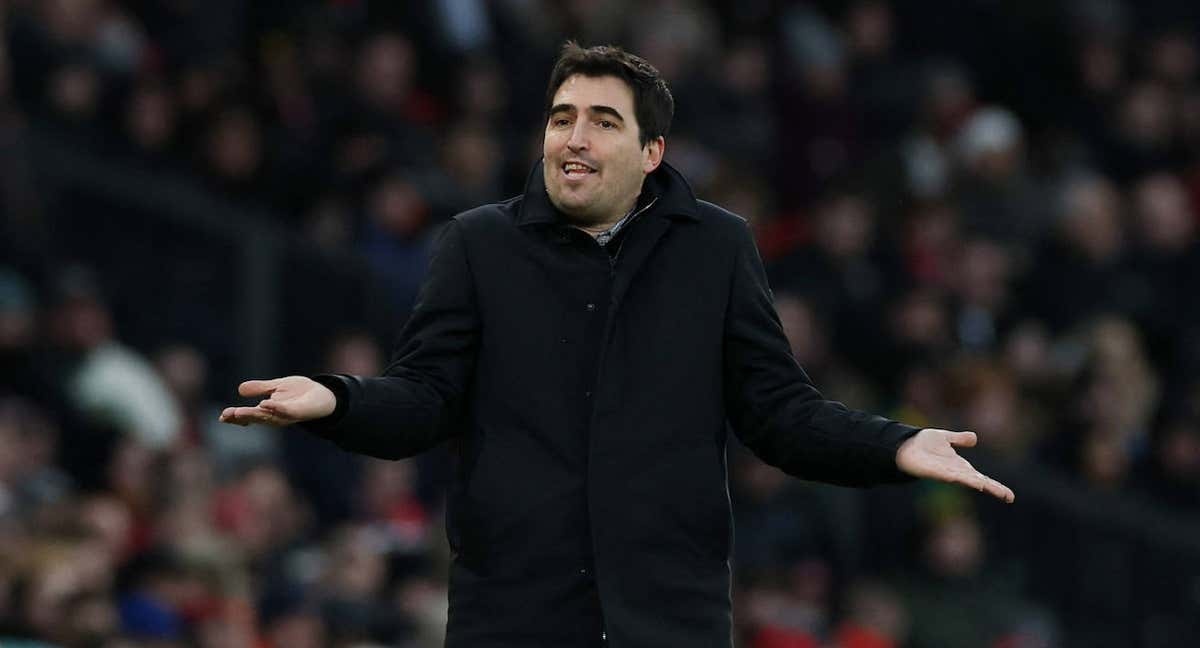 Iraola cerca del Liverpool