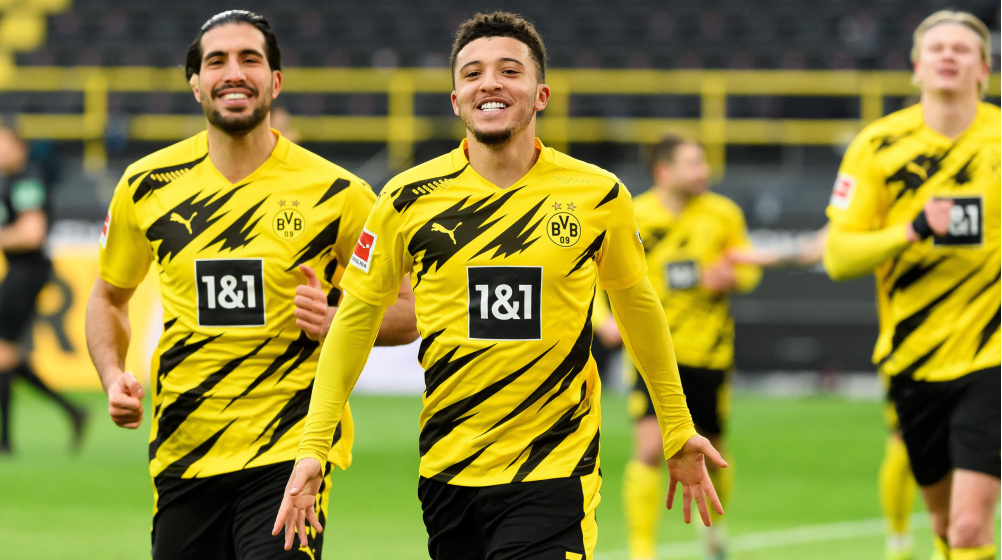 Jadon Sancho playing for Borussia Dortmund