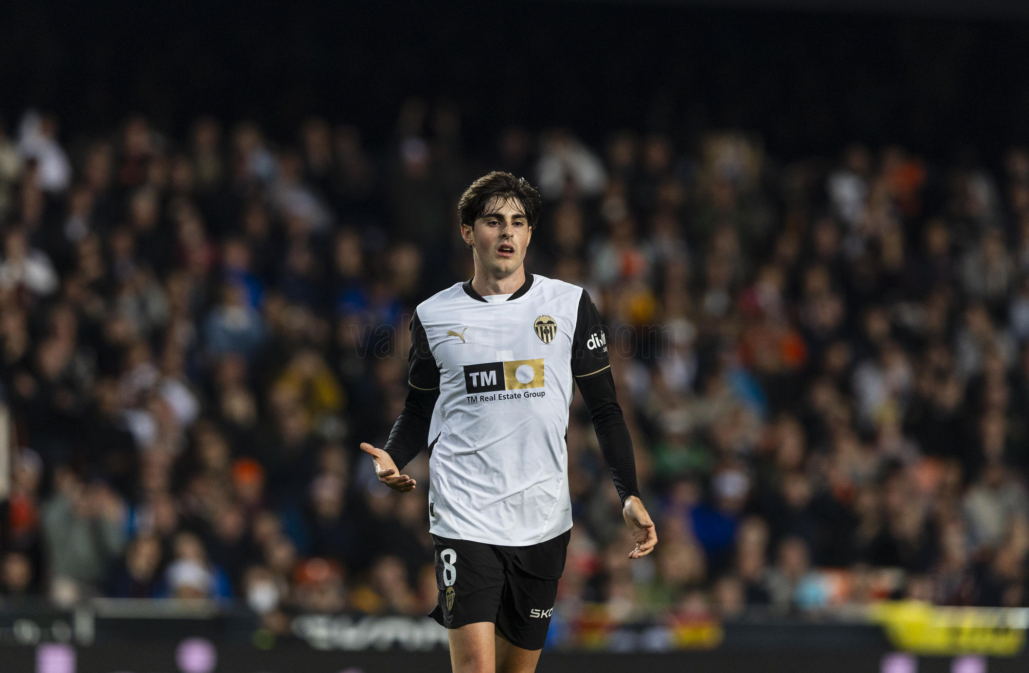 Javi Guerra on the brink of departure