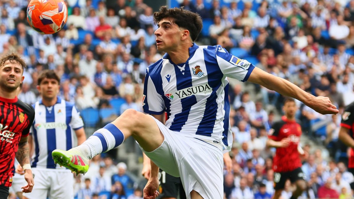 Jon Martín durante un partido con la Real Sociedad