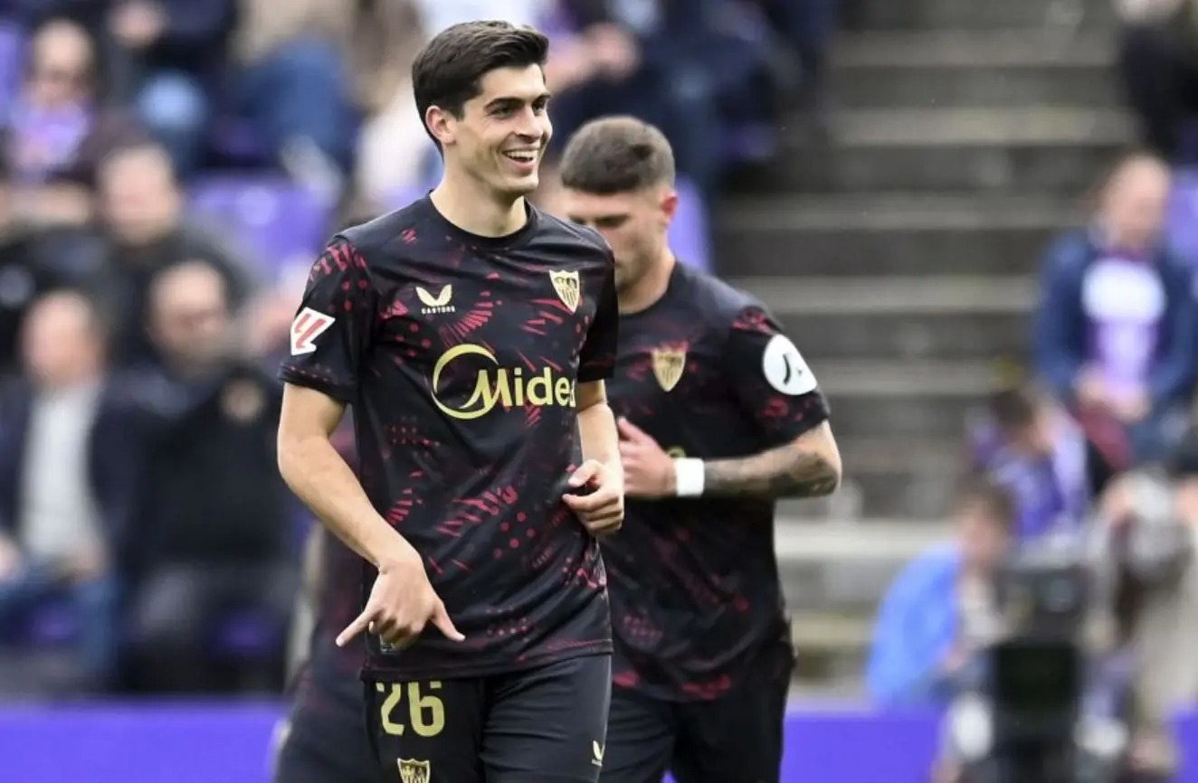 Juanlu on the verge of leaving Sevilla