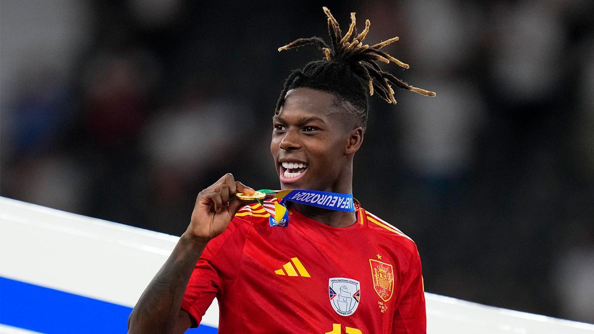 Nico Williams after winning the EuroCup with Spain