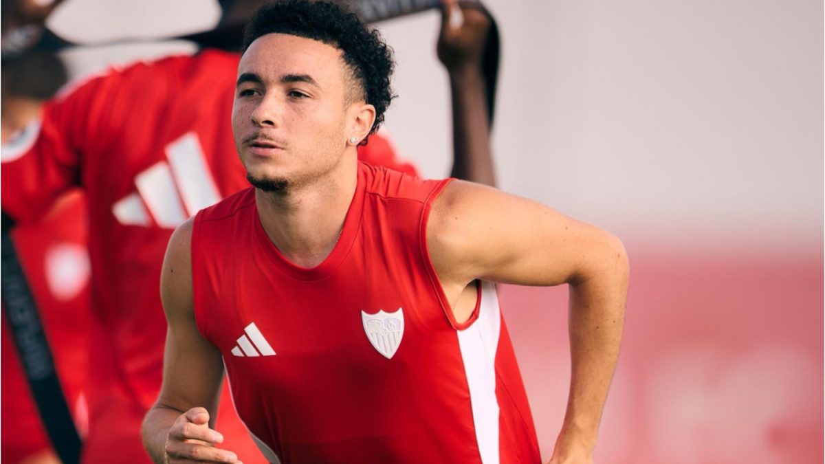 Rubén Vargas durante un entrenamiento con el Sevilla
