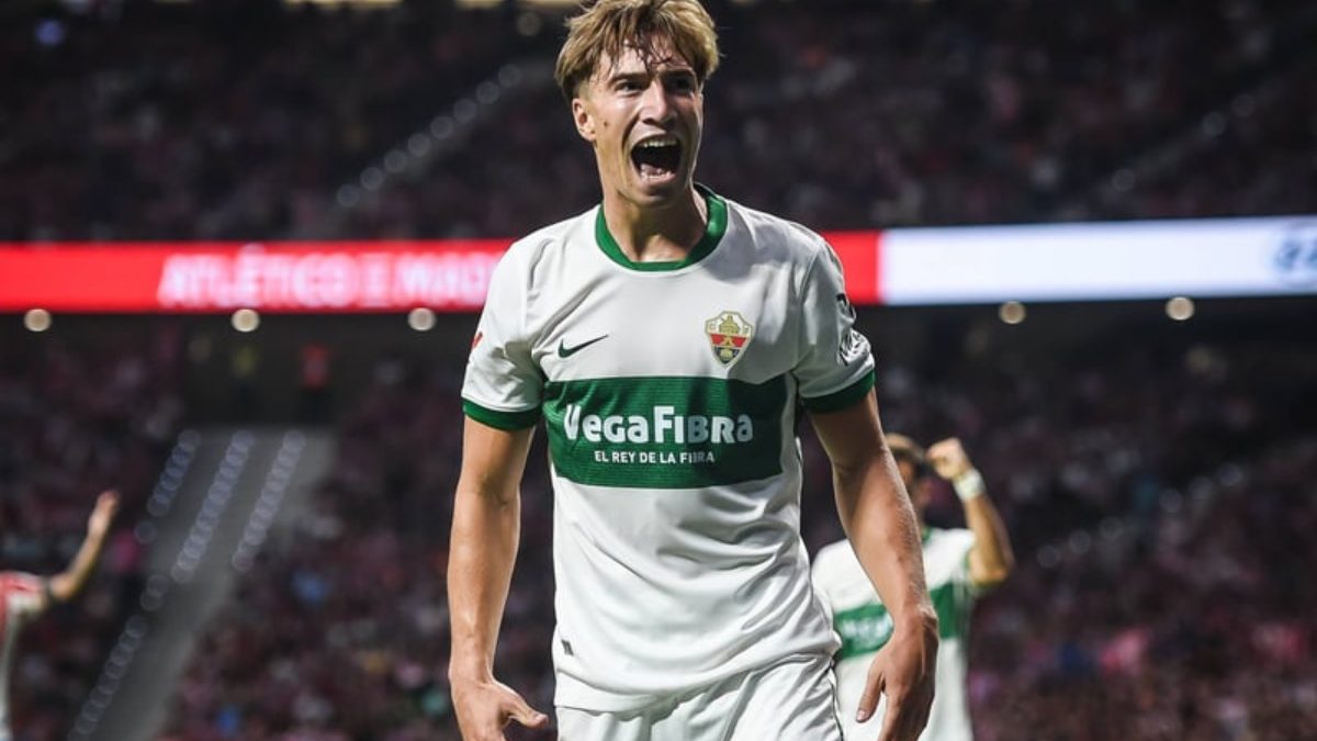 David Affengruber celebra un gol anotado con el Elche