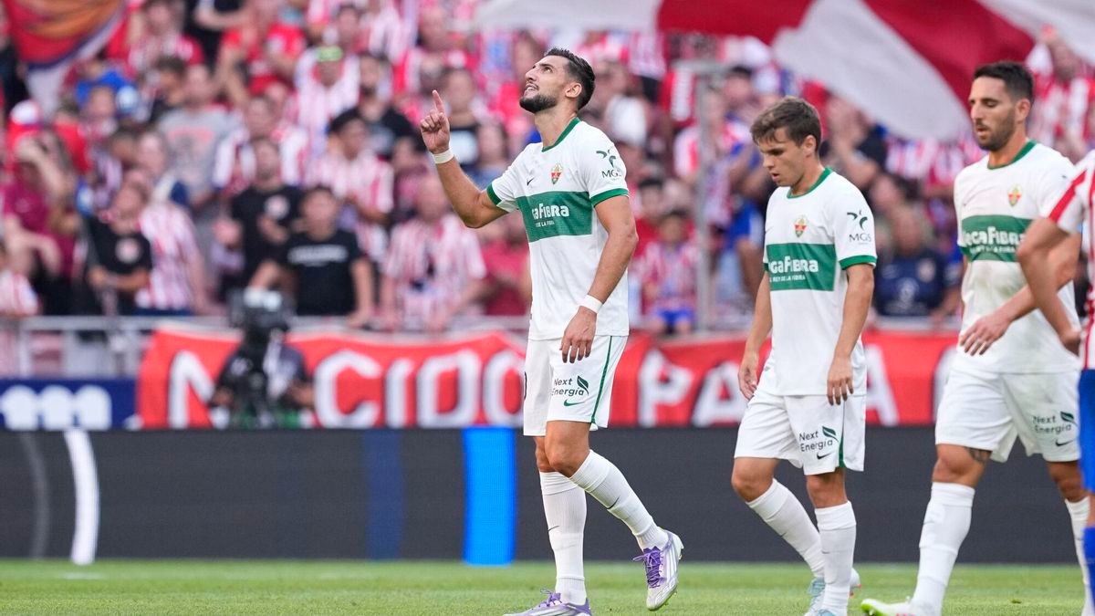 Rafa Mir, a precio de ganga para el Elche