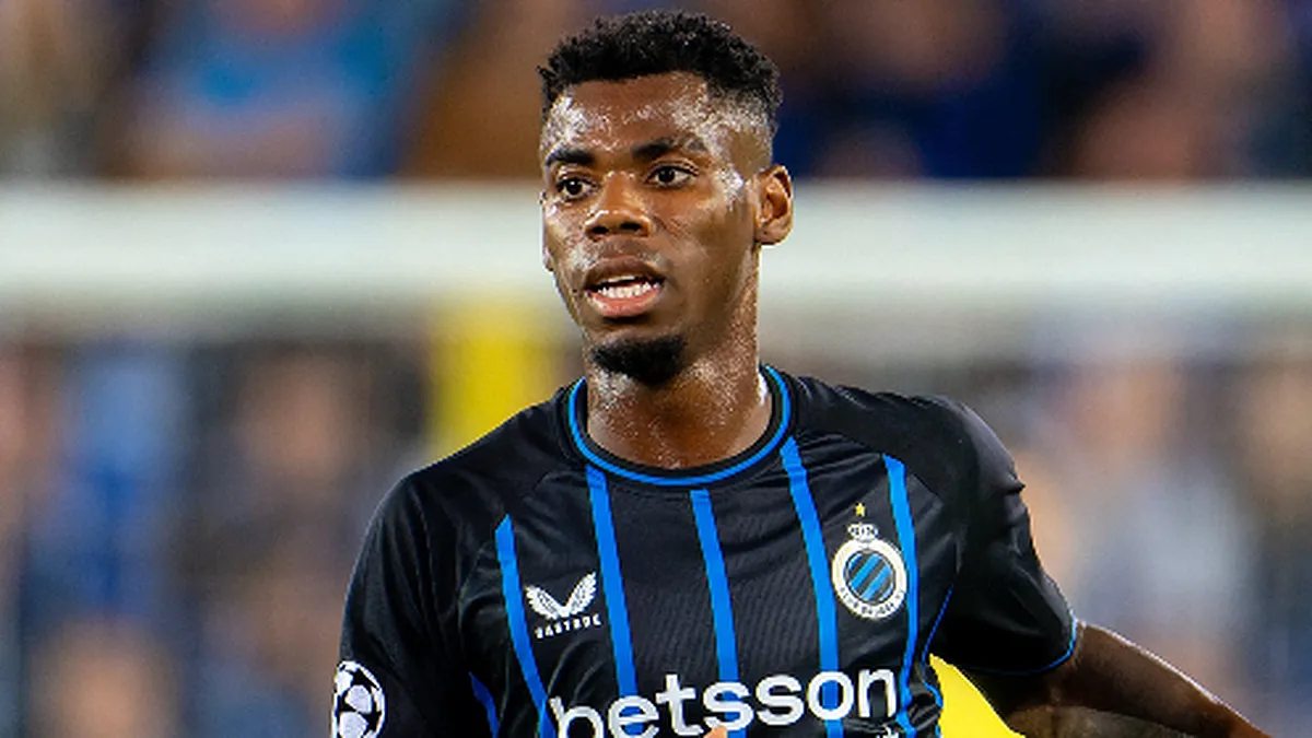 Raphael Onyedika durante un partido con el Brujas