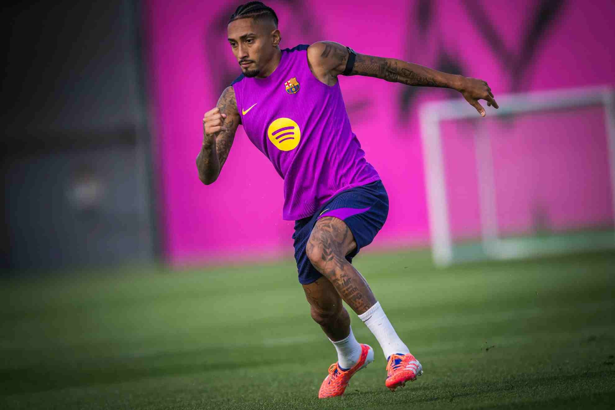 Raphinha tiene una cláusula para irse del Barcelona