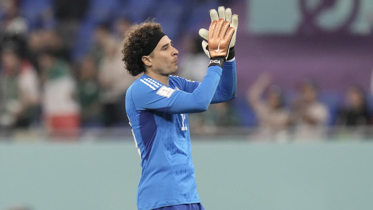 Memo Ochoa, portero de México