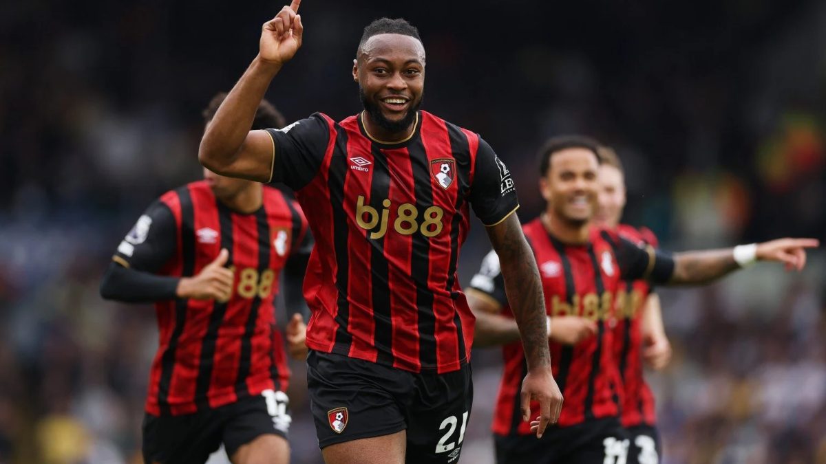 Antoine Semenyo celebra un gol con el Bournemouth