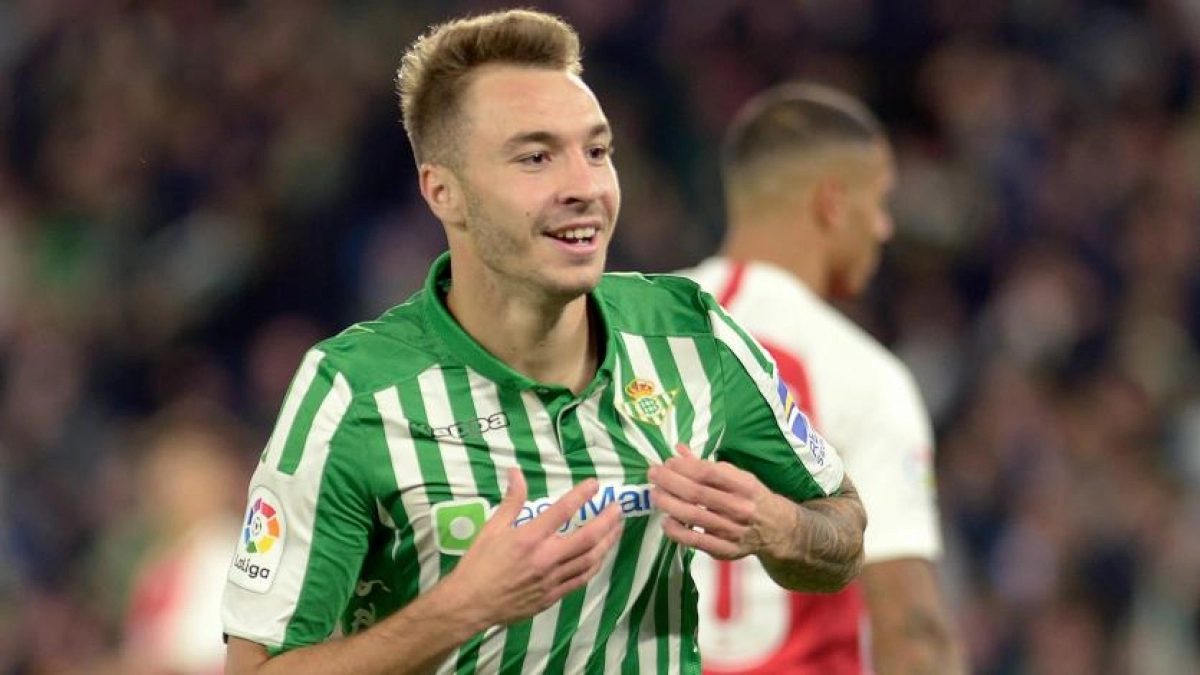 El jugador verdiblanco podría salir del Real Betis. Foto: Onda Bética