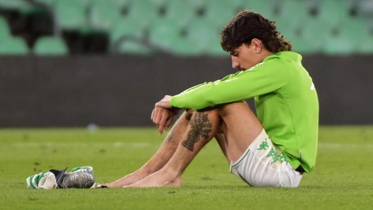 Héctor Bellerín se despedía del Benito Villamarín. Foto: ABC de Sevilla