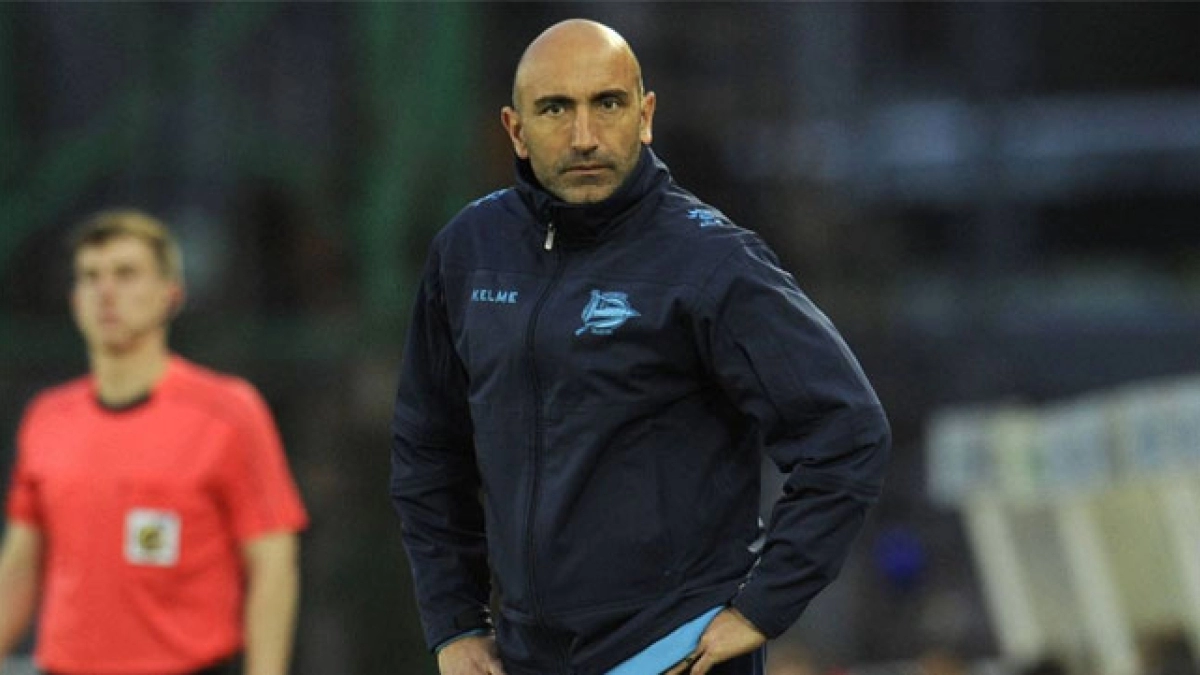 Abelardo, en la cuerda floja; el Alavés ya ha elegido sustituto. Foto: abc.es