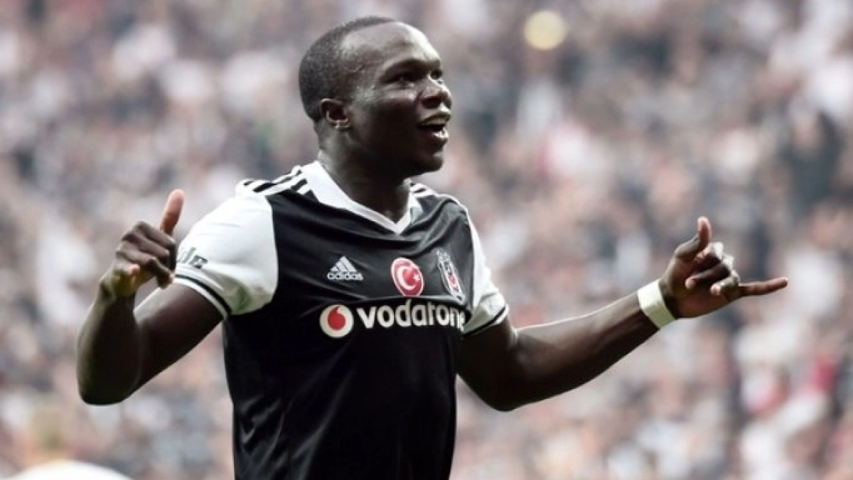 Aboubakar, de nuevo en el radar del Valencia
