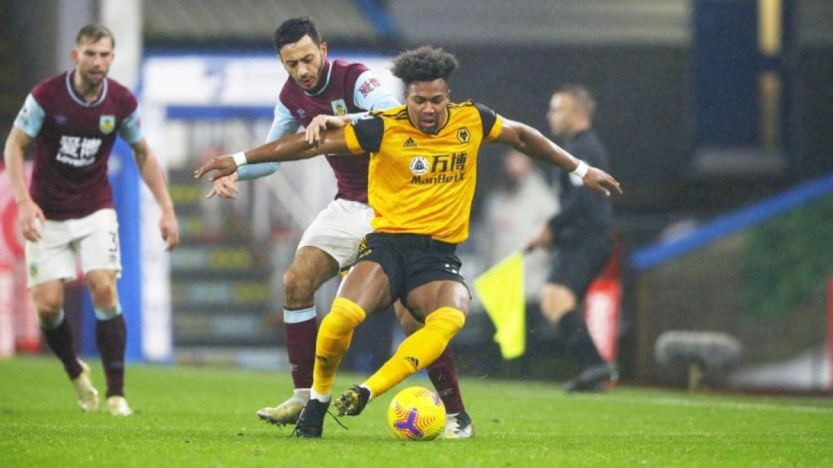 Juventus y Leeds United pelean por el fichaje de Adama Traore
