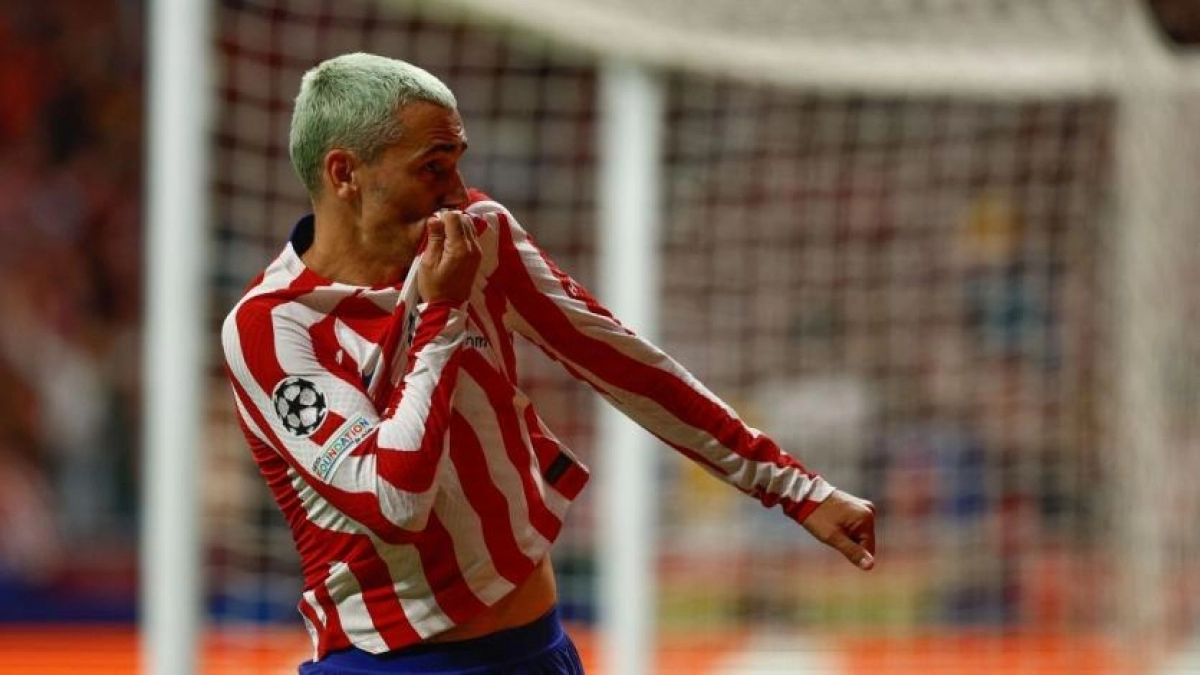El delantero galo podría fichar por el club parisino. Foto: SPORT